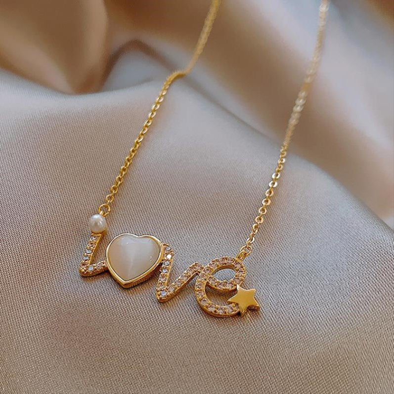 Collar con Colgante de Amor y Piedra Ojo de Gato (Estilo 2020)