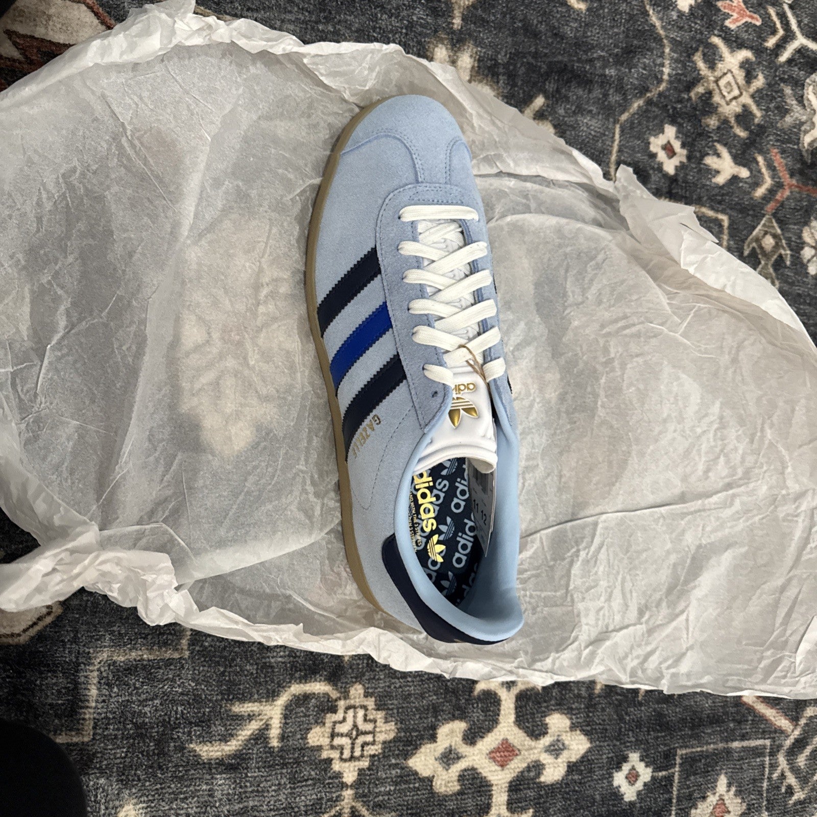 adidas men Gazelle Spikeless Golf Shoes new w box